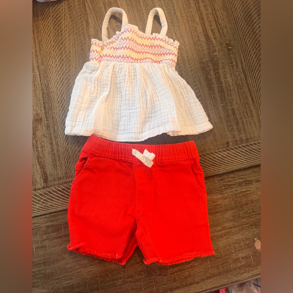 Okie dokie baby girl 6M matching short set